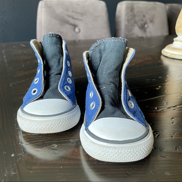 Converse High Tops for Infant/Toddler - Picture 2 of 5